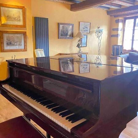 Le Majestueux Dans Le Centre Historique Apartment รีควีร์ ภายนอก รูปภาพ