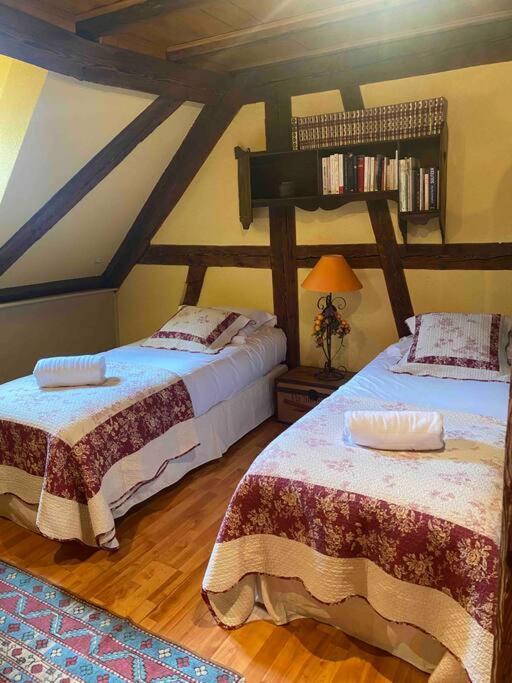 Le Majestueux Dans Le Centre Historique Apartment รีควีร์ ภายนอก รูปภาพ